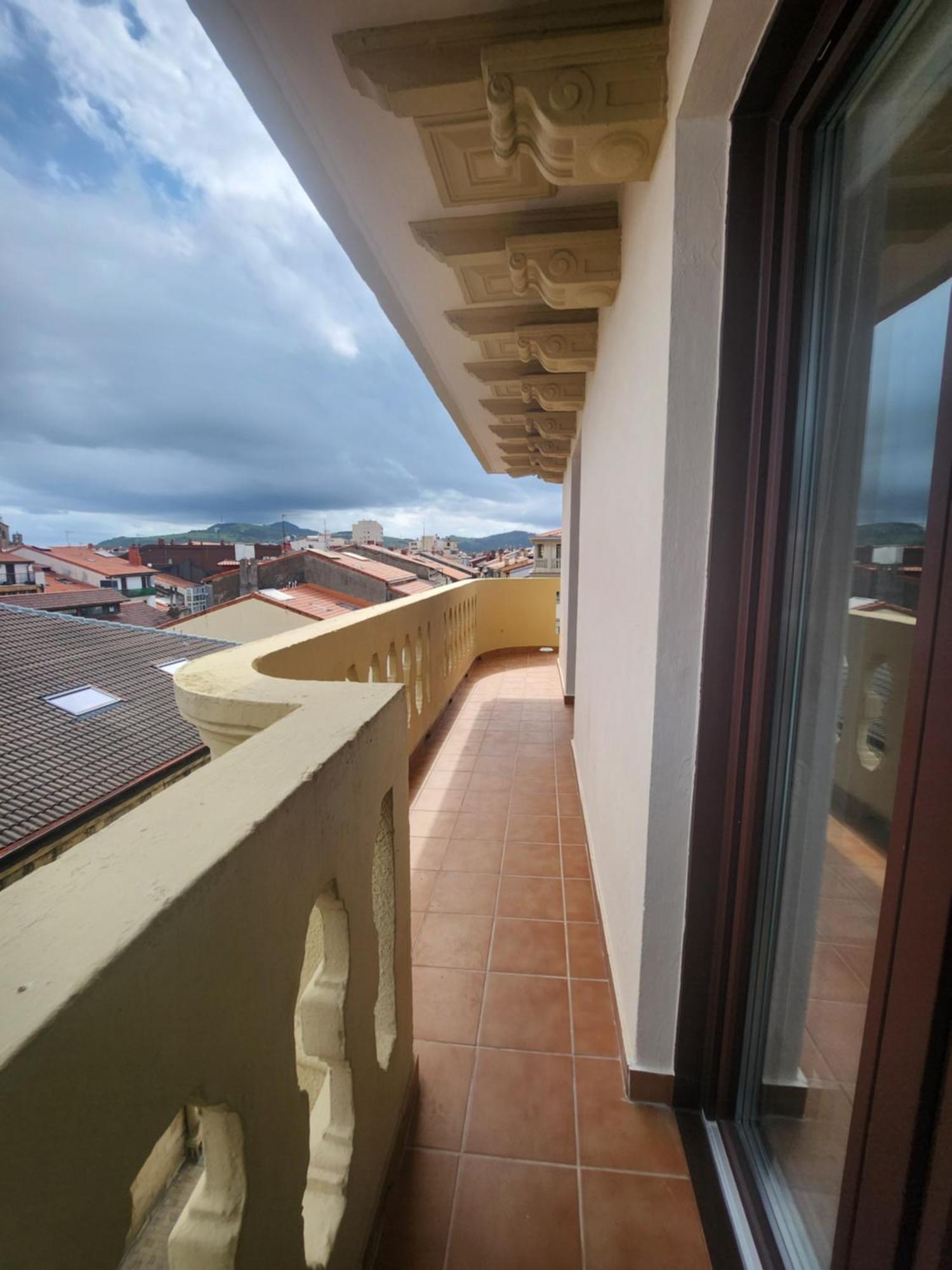 Piso Centrico Amplio-Luminoso Apartment Zarautz Exterior photo